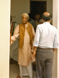 Krishnaji In Madras in 1984. Copyright Mary Zimbalist.